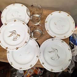 Looney toons dinnerware