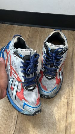 Balenciaga runners