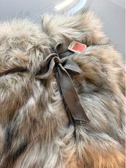 NWT West Elm Faux Fur Brushed Tips Throw Blanket - Gray / Pearl Gray