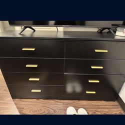 8 Drawer Dresser