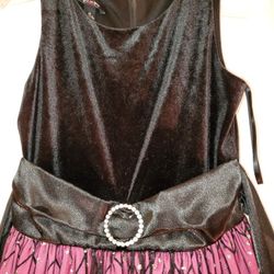 Beautiful Girls Formal Dress, Size 14