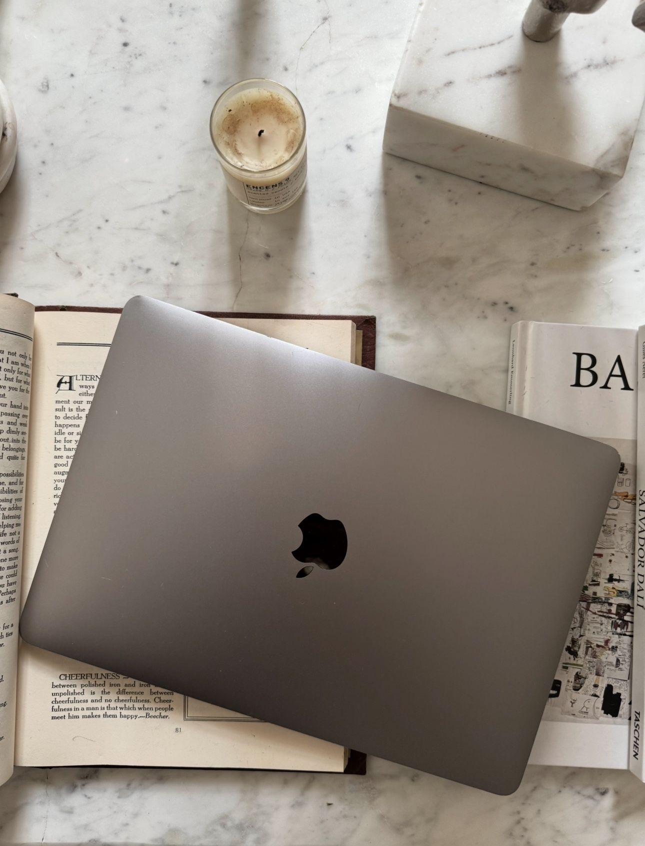 MacBook Pro 13" (2016) – 256GB, 8GB RAM – Great Condition – Battery Needed