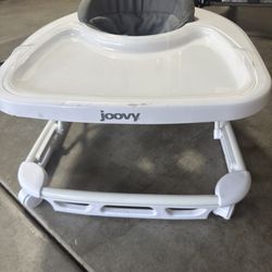 Joovy baby walker