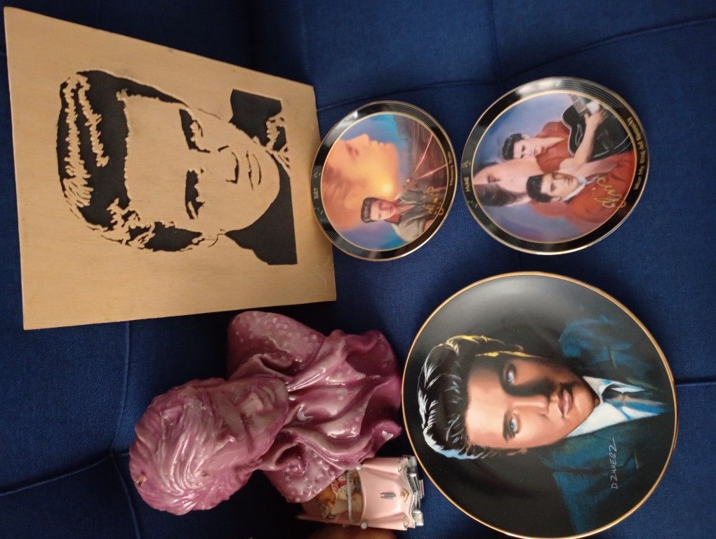 Elvis Presley Collection! MINT CONDITION!