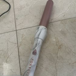 FoxyBae 1.25 inch Curling Wand 