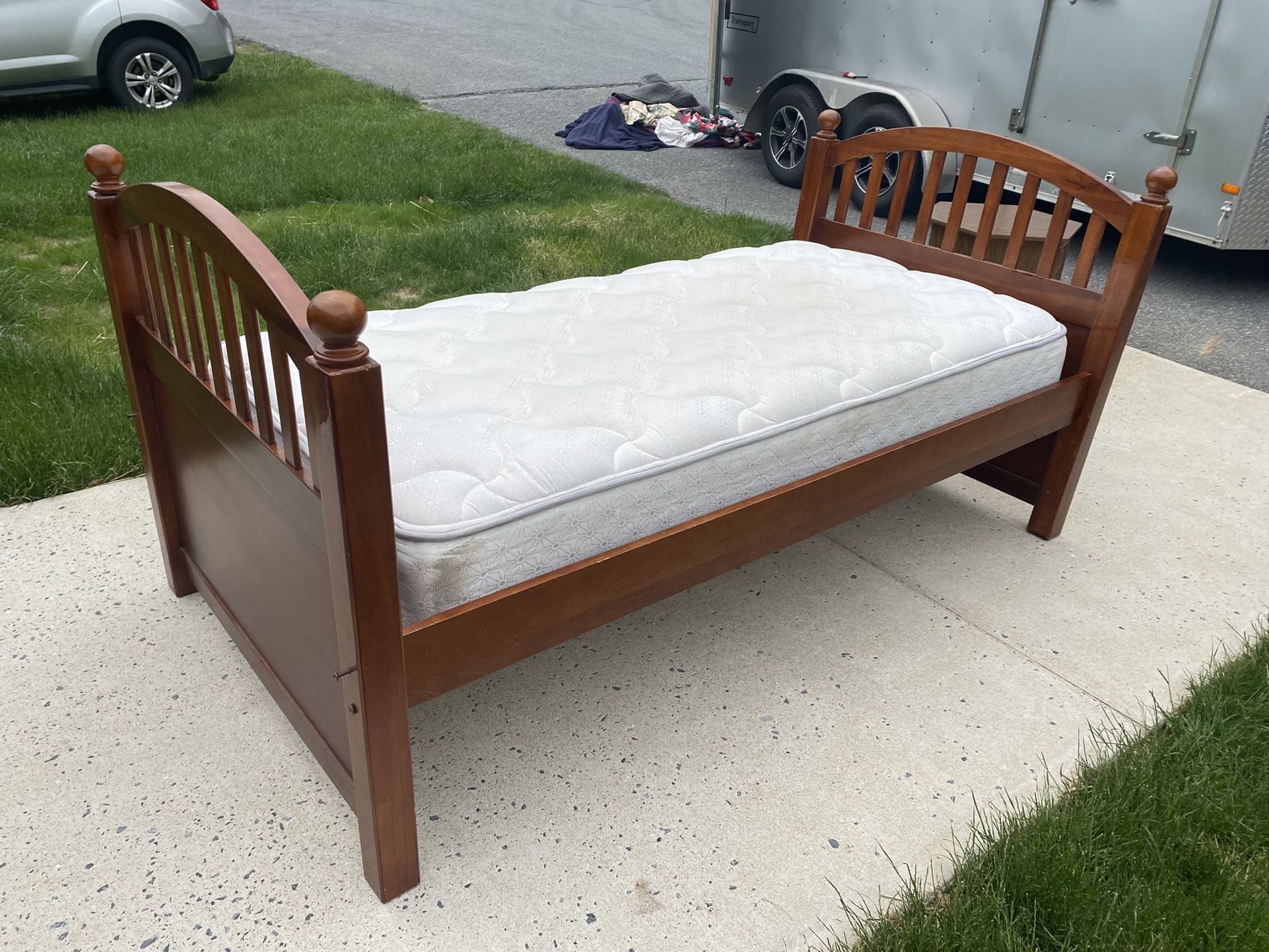 Twin / Single Bed w/ Mattress - Good Cond. - Marietta, Pa Pick Up