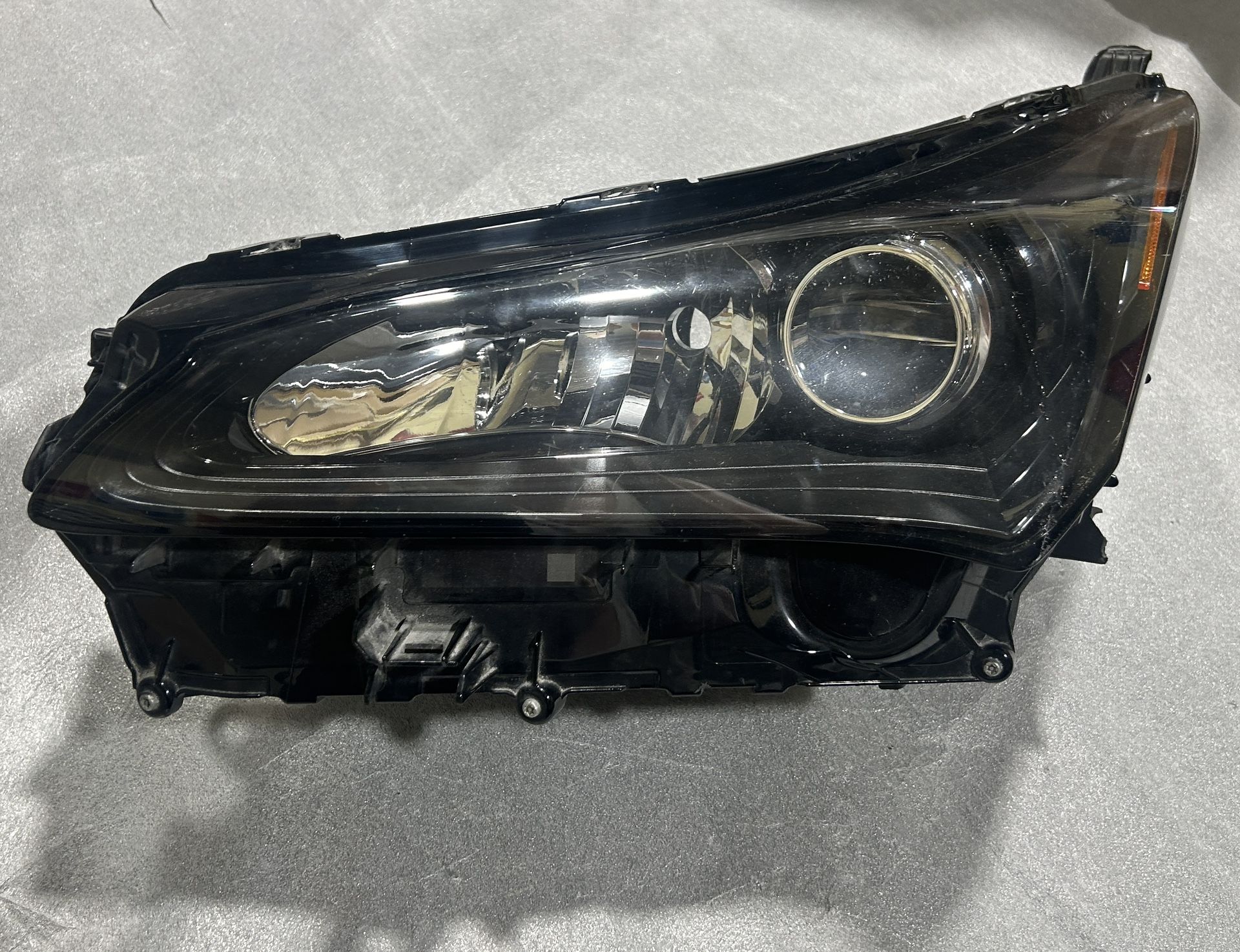 2015-2017 Lexus NX 200t/300h Headlight