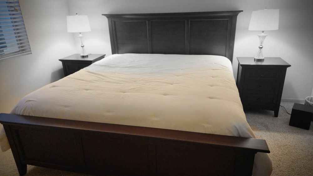 King Size Mahogony Bedroom Set