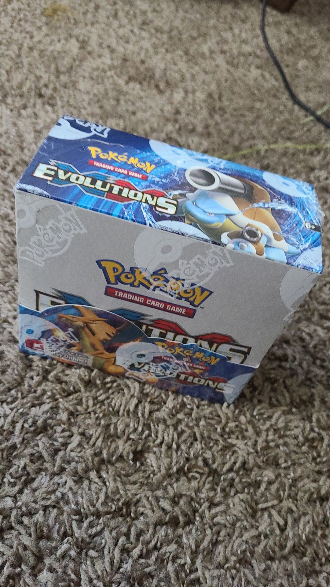 Pokemon gaming cards box - Total of 36 packs "Evolutions XY"