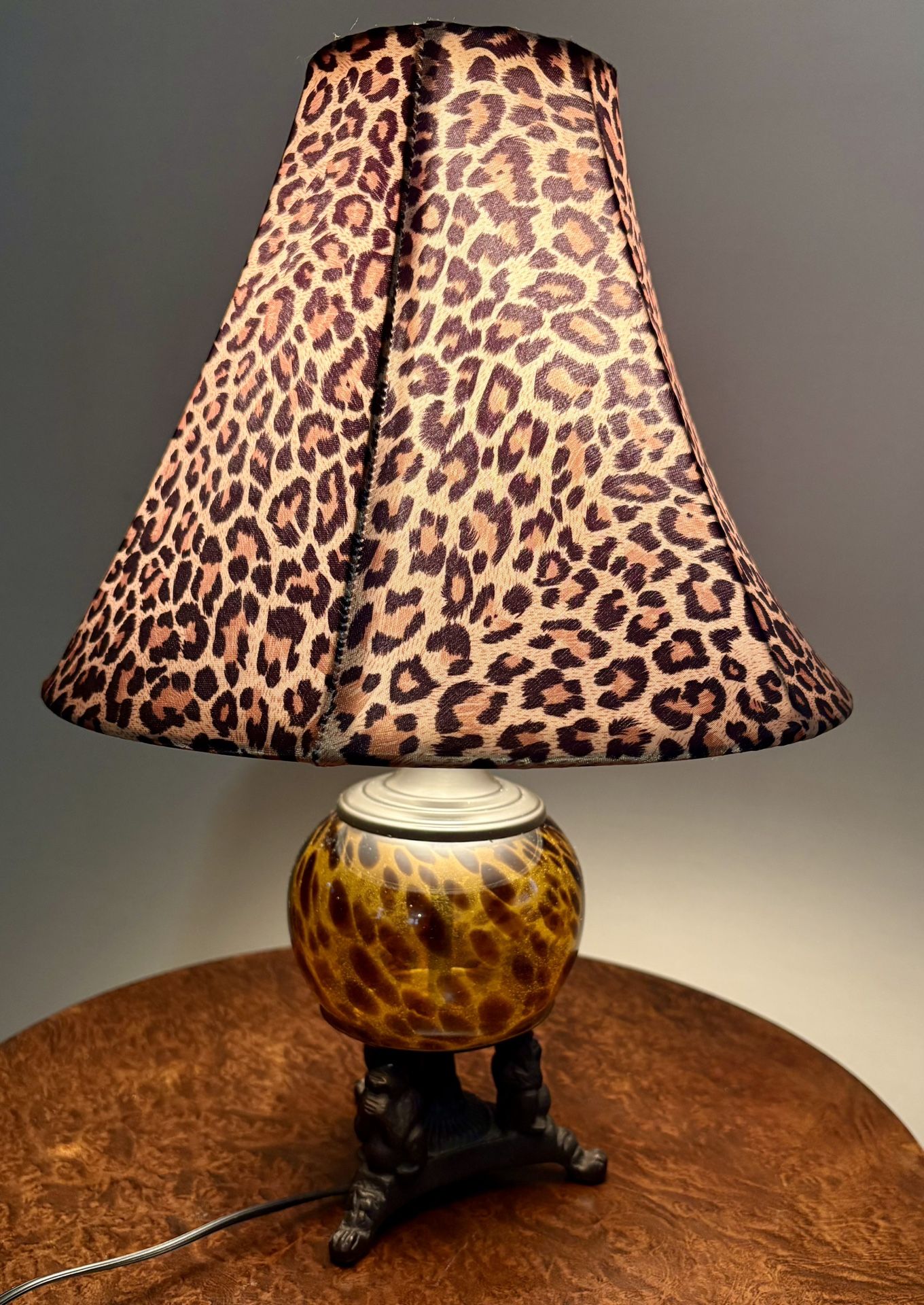 Table Lamp With Monkeys