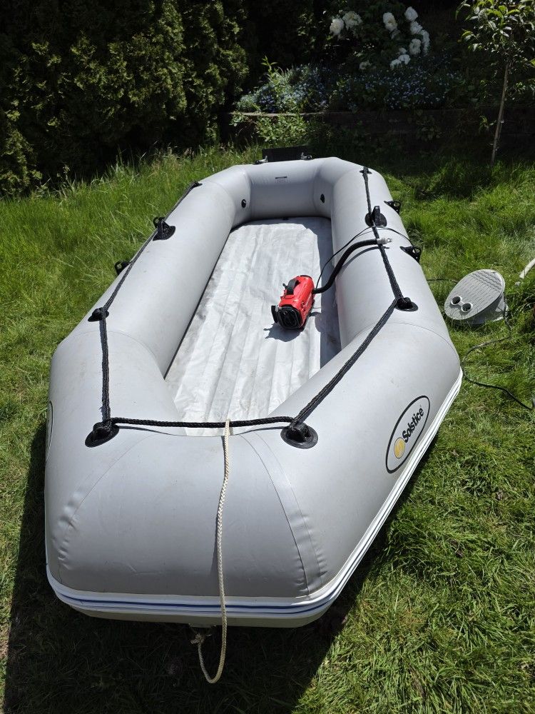 2022 Soltice Inflatable Boat