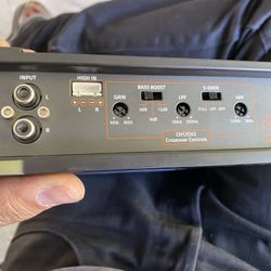 Quantum Audio Amplifier 