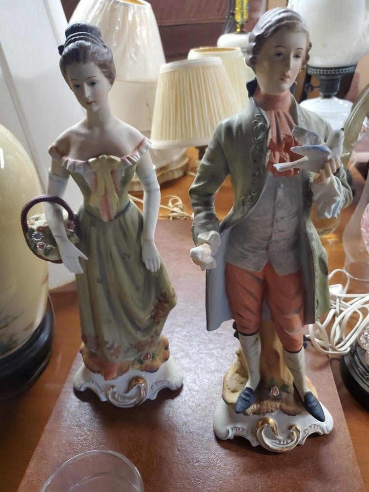 Ceramic Antique figurines