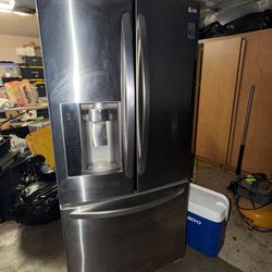 LG refrigerator