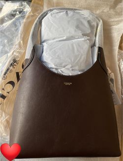 New & Authentic 100% COACH 