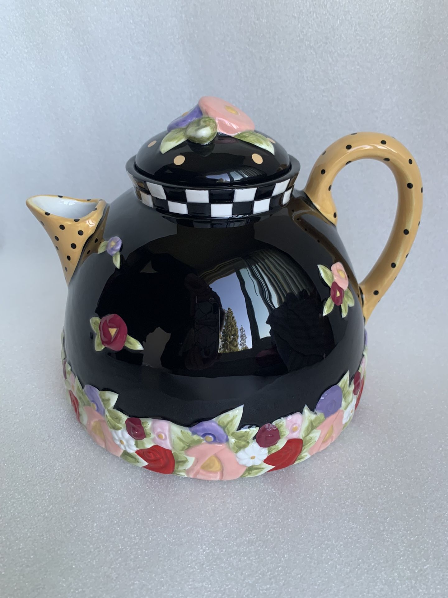 Mary Engelbreit Charpente Design Cottage Rose Teapot Garden Party Chic