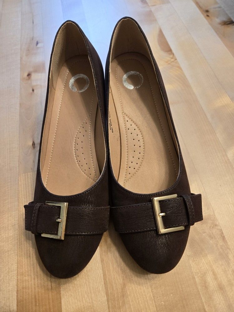 Size 9 - Journee Wedge - Dark Brown