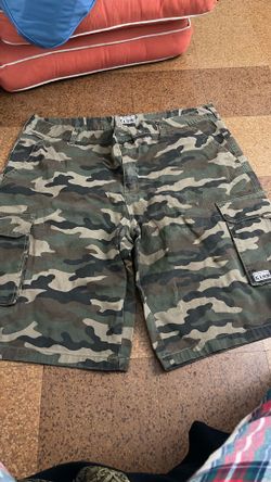 PRO CLUB Men's Camo Cargo Shorts Size  46