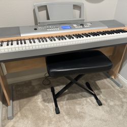 Yamaha Portable Grand Keyboard 