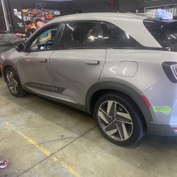 2022 Hyundai Suv. 30,000 miles Clean title inside out back up camera front camera