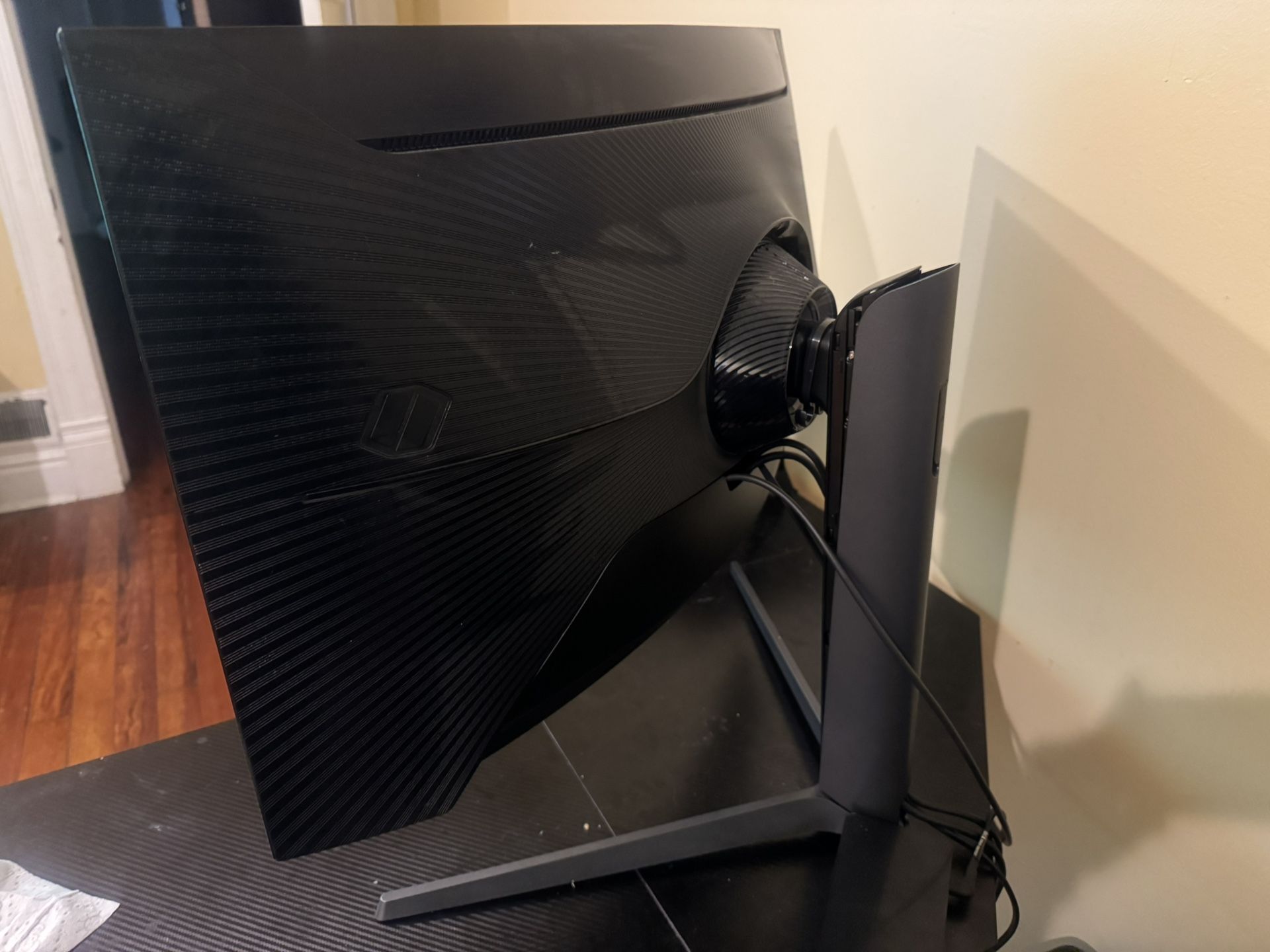 32 In Samsung Odyssey G7 240 Hz Monitor