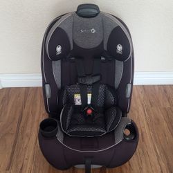 Safety 1st Convertible Car Seat ( Price Firm!)
