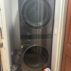 LG Smart Washer/Dryer