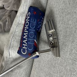 Scotty Cameron Champions Choice Button Back (mint 9.9/10)