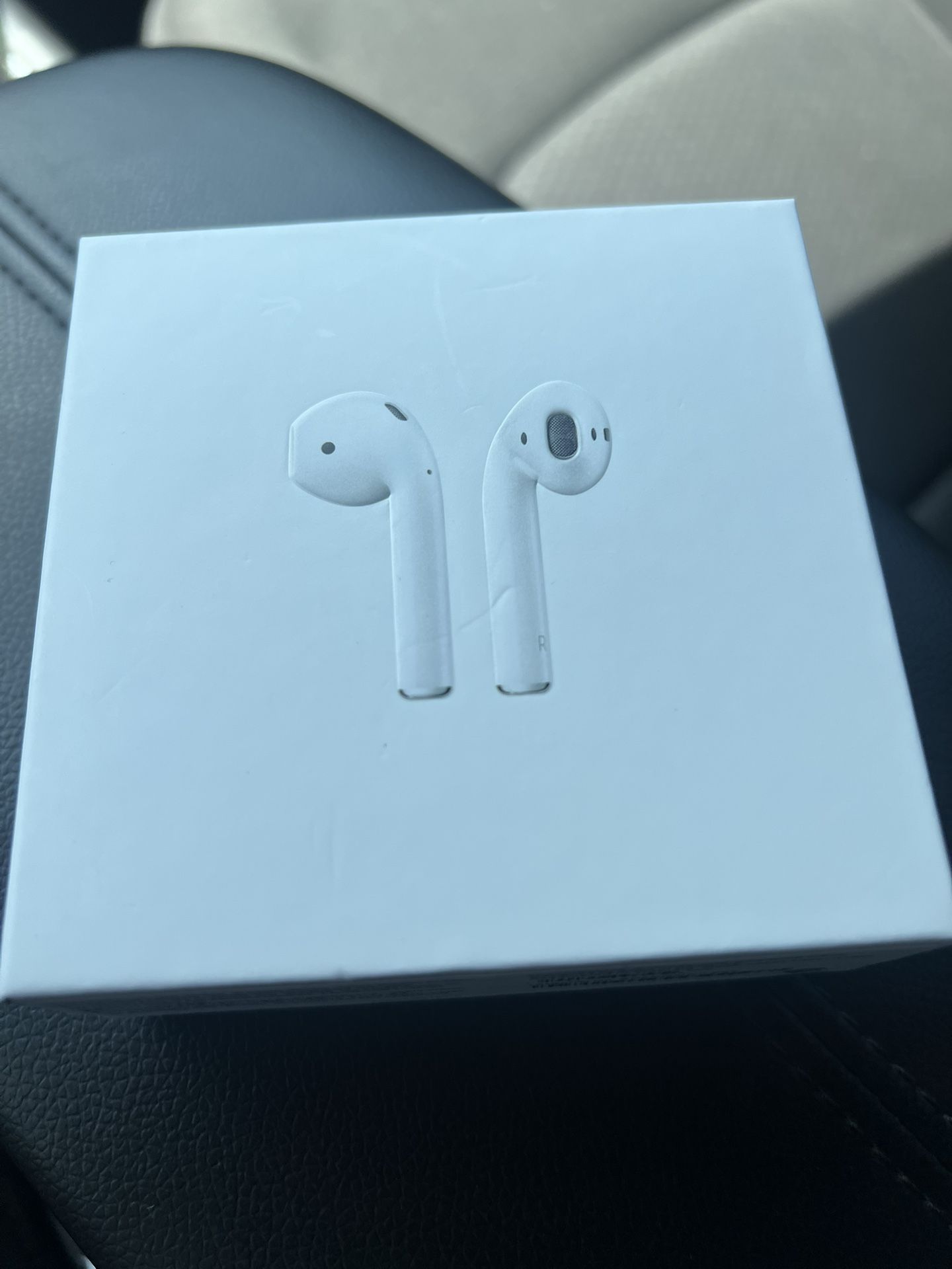 AirPods