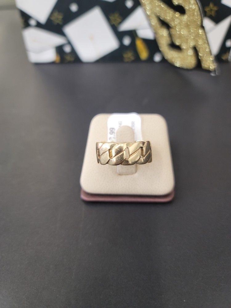 Gold Ring 