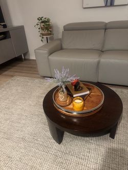 Coffee table and accent