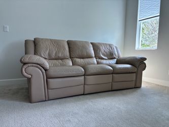Like new Natuzzi Leather Sofa