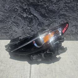 Mazda 3 Left Headlight 2019 2020 2021 2022 