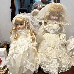 Vintage Collectiable Porcelein Dolls