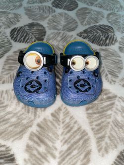 Despicable Me Little toddler Classic Crocs Despicable Me Little toddler 4c Classic Clog