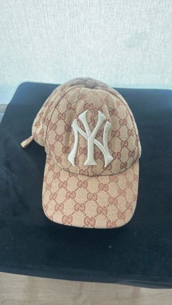 Gucci NY logo hat yankees