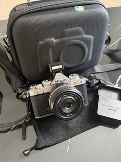 Nikon Z fc Mirrorless Camera with 28mm Lens