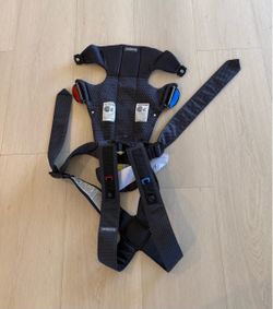 BabyBjörn Mesh Baby Carrier, Gray, Adjustable Straps, Infant 25 pounds