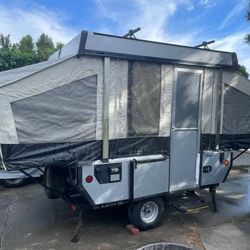 2006 Fleetwood Cobalt Pop Up Camper
