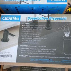 Soap/lotion dispenser