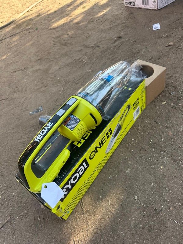 RYOBI
ONE+ 18V Cordless Wet/Dry Hand
Vacuum (Tool Only)