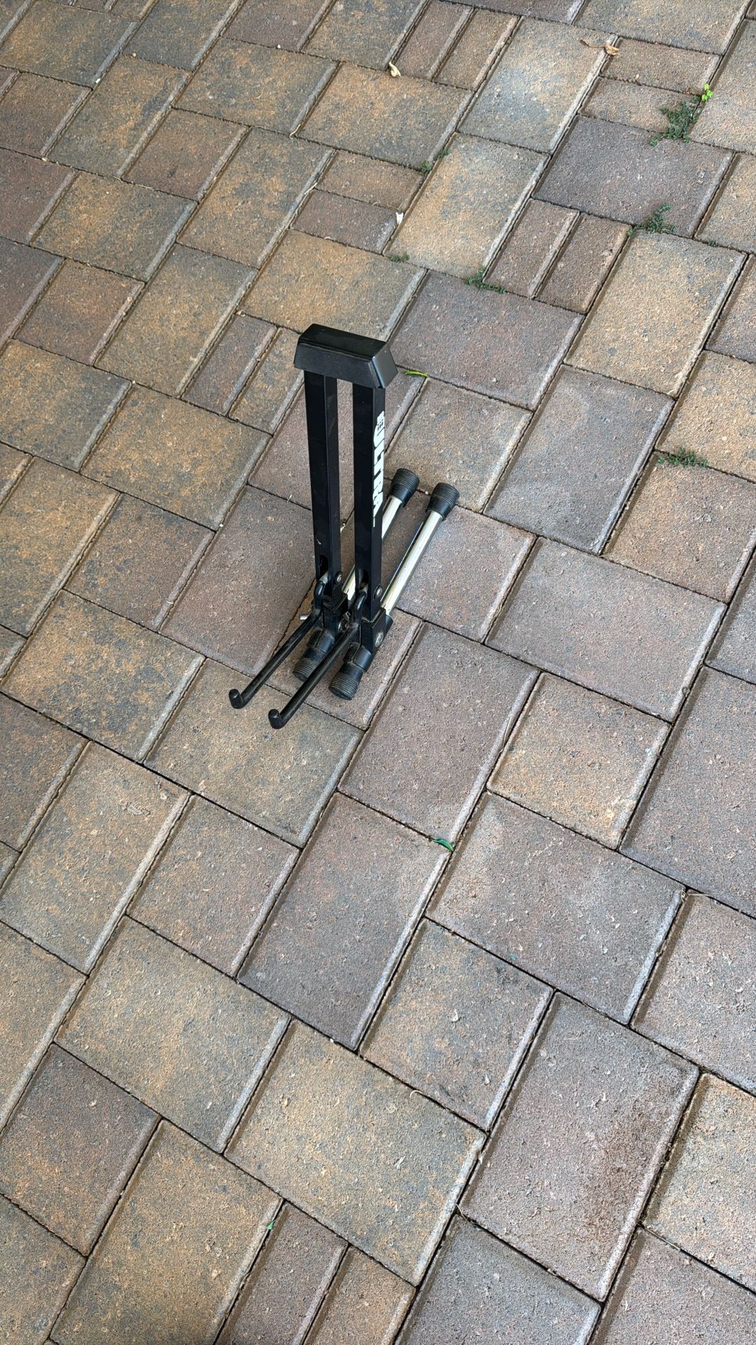 Guitar Stand