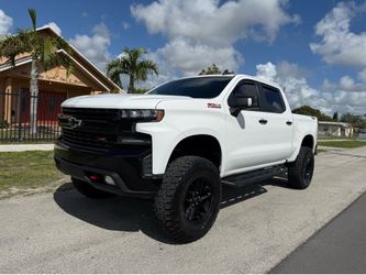 2020 CHEVROLET SILVERADO 1500 CREW CAB Z71 PERFECT