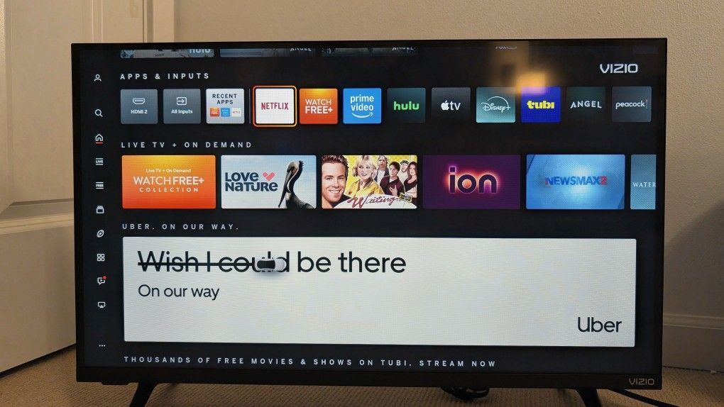 VIZIO 32" HD Smart TV - VHD32M-0807