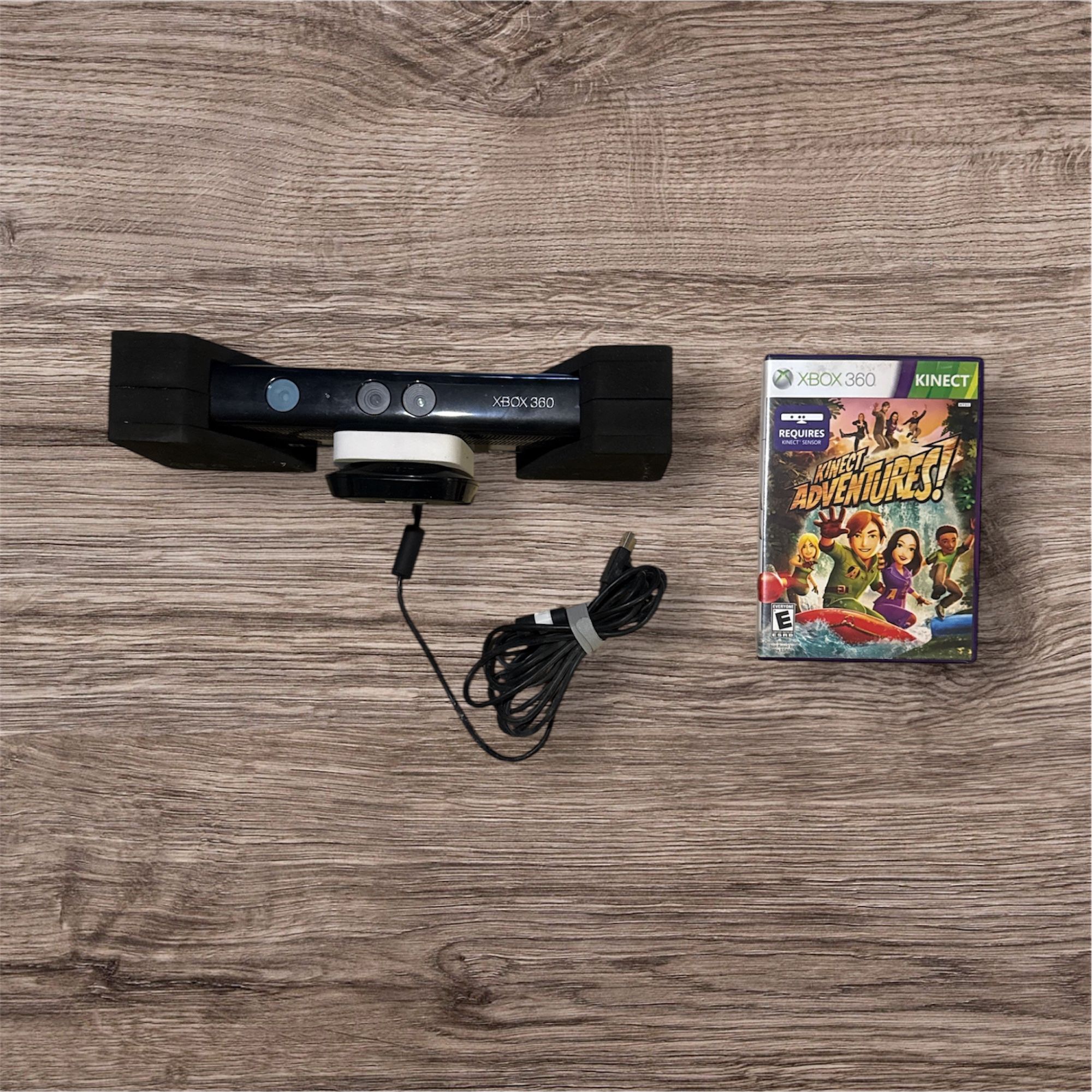 Xbox 360 Kinect With Kinect Adventures
