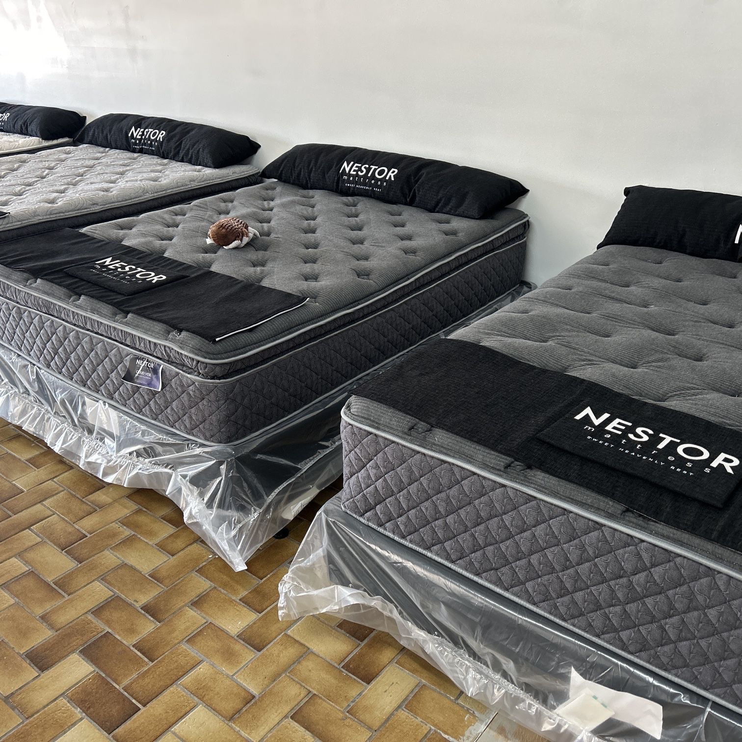 Upgrade your sleep, visit us for comfort. I Have Lots Of Mattresses That Need To Go!!