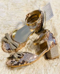 Brand New Dress Shoes Size 10 for toddlers By Disney Store ♥️✨