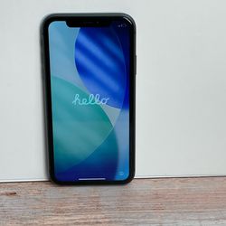 iPhone 11 -Unlocked- 64 GB