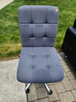 Free computer chair