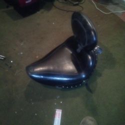 2009 Softail Mustang Solo Seat With Detachable Backrest